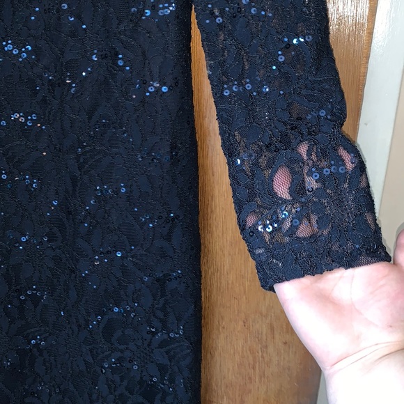 JS Collection Sequin Lace Dress - Picture 3 of 8